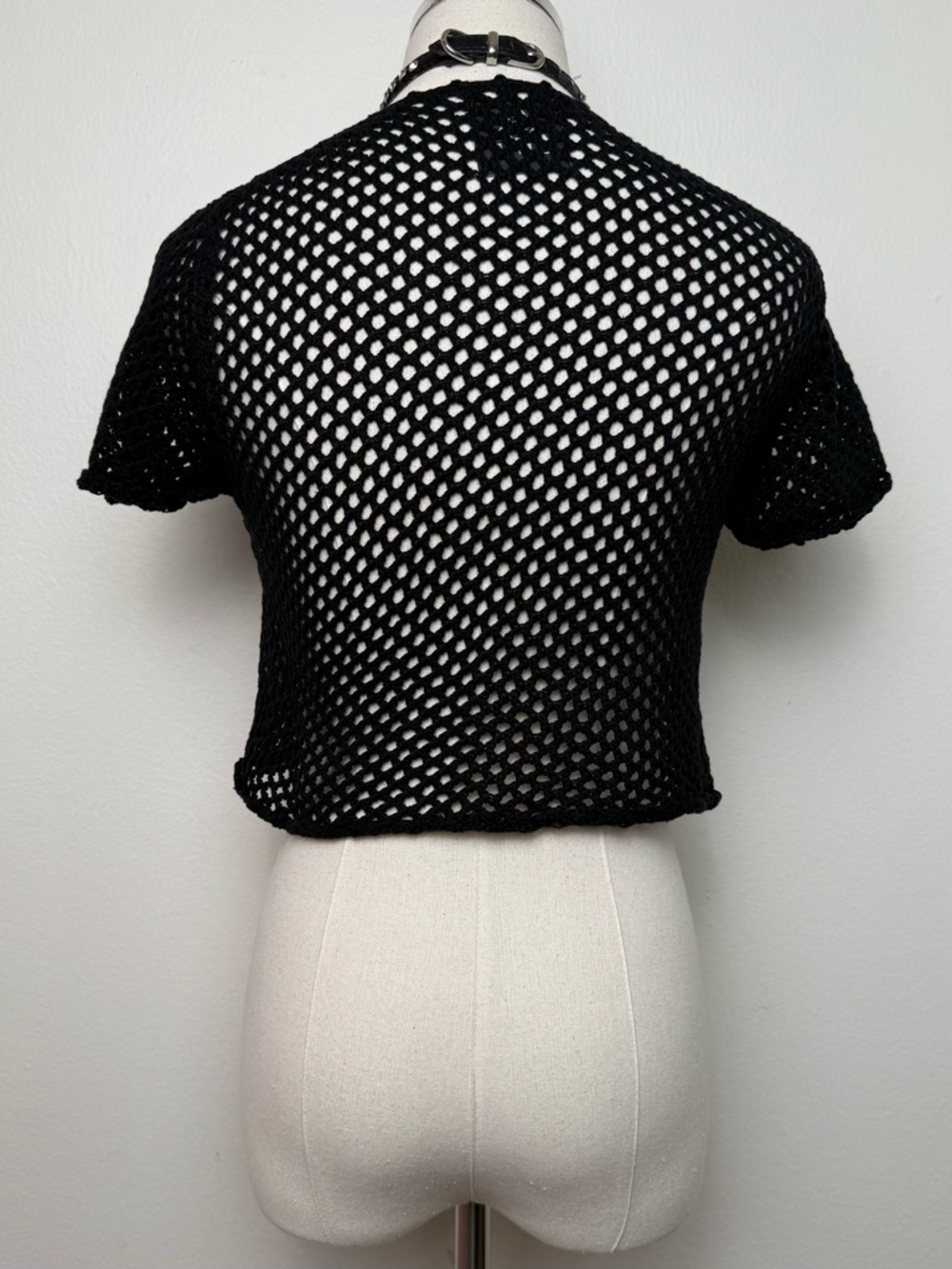 UNIF Black Open Knit Crochet Cropped Shirt Top Medium - Picture 4 of 8